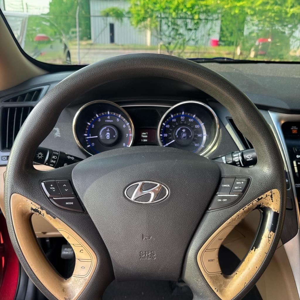 2013 Hyundai Sonata GLS photo